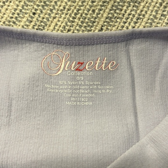 Nikibiki Basic Halter Tank Top - Picture 4 of 4